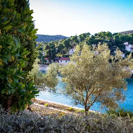 Villa Design&art Seafront Bobovisca