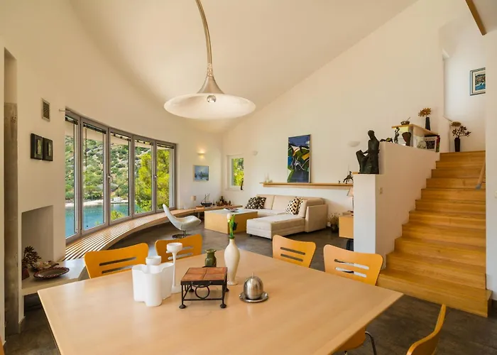 Villa Design&art Seafront Bobovisca