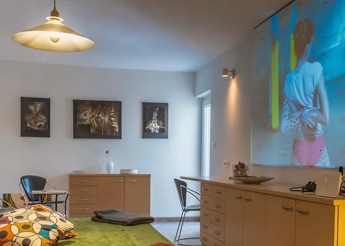 Design&art Seafront Villa *