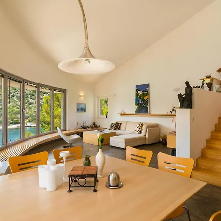 Villa Design&art Seafront Bobovisca