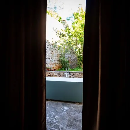 Design&art Seafront Villa *