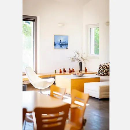 Design&art Seafront * Bobovisca