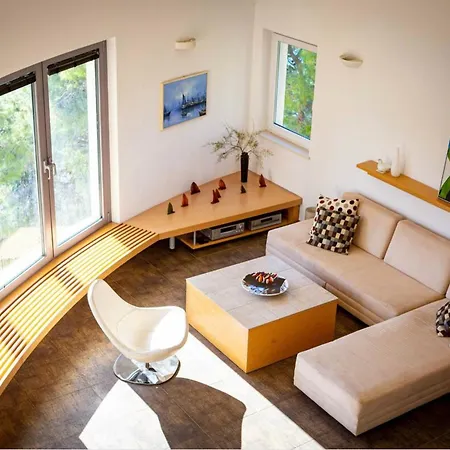 Design&art Seafront Willa *