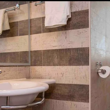 Design&art Seafront Bobovisca